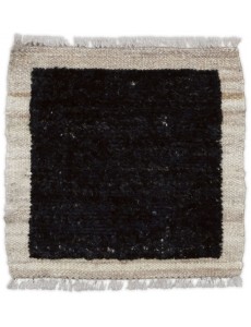 Nuru Black Sample 1x1